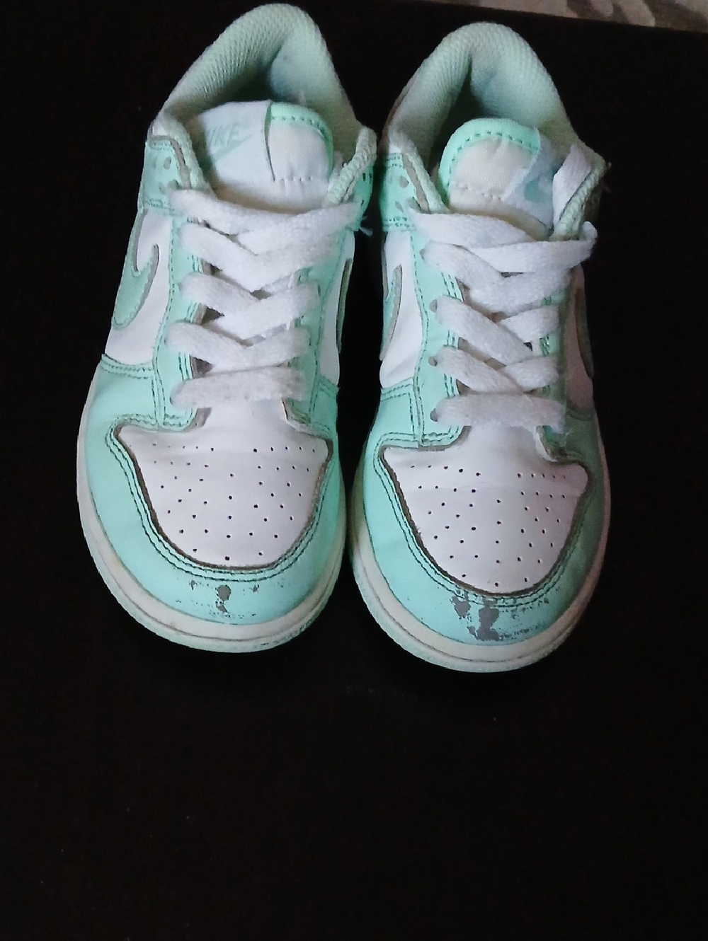Nike Kids Mint Green and White Low-Top Sneakers